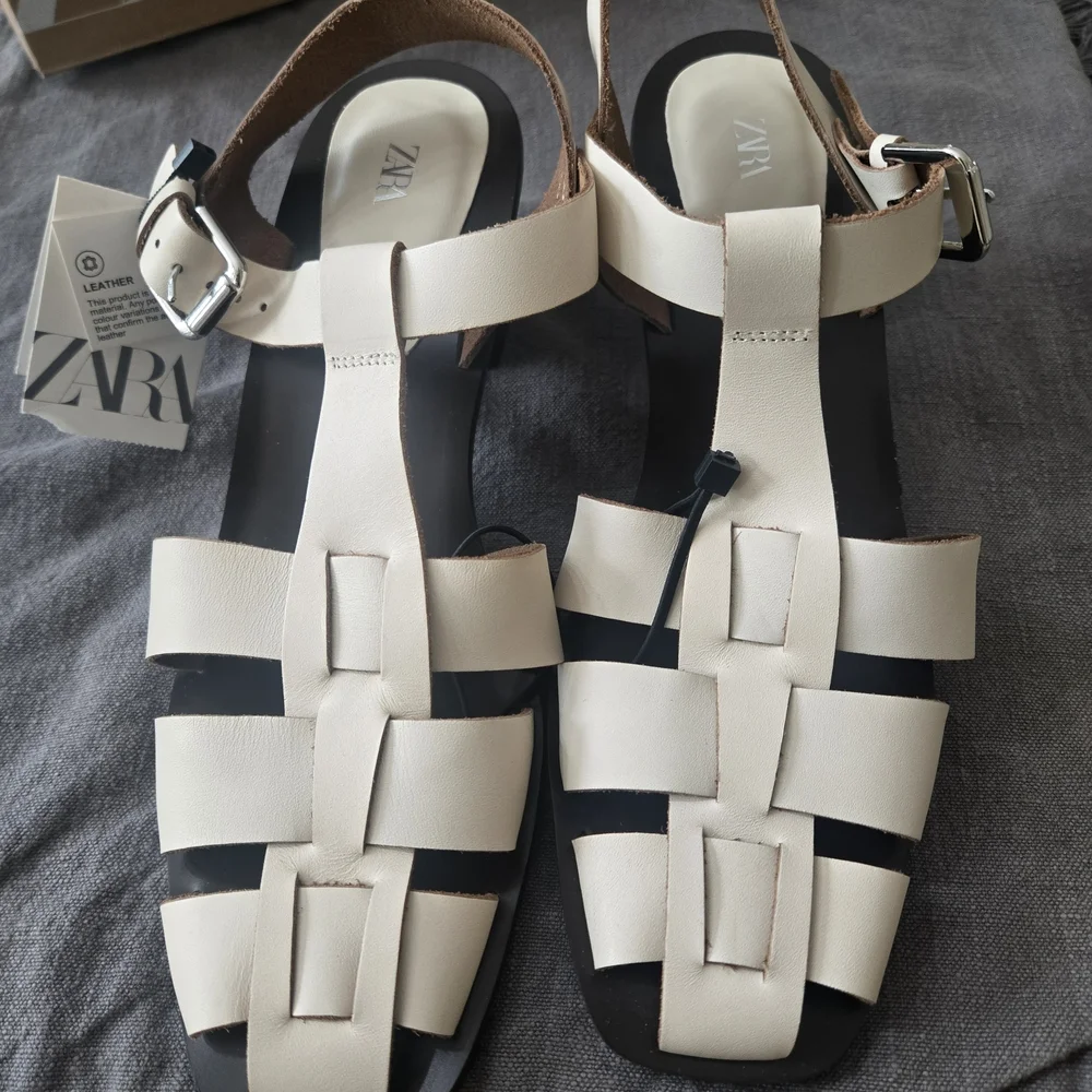 Zara Women's Black and Cream Fisherman Sandals With Heel Size 11 NWT - Picture 7 of 8